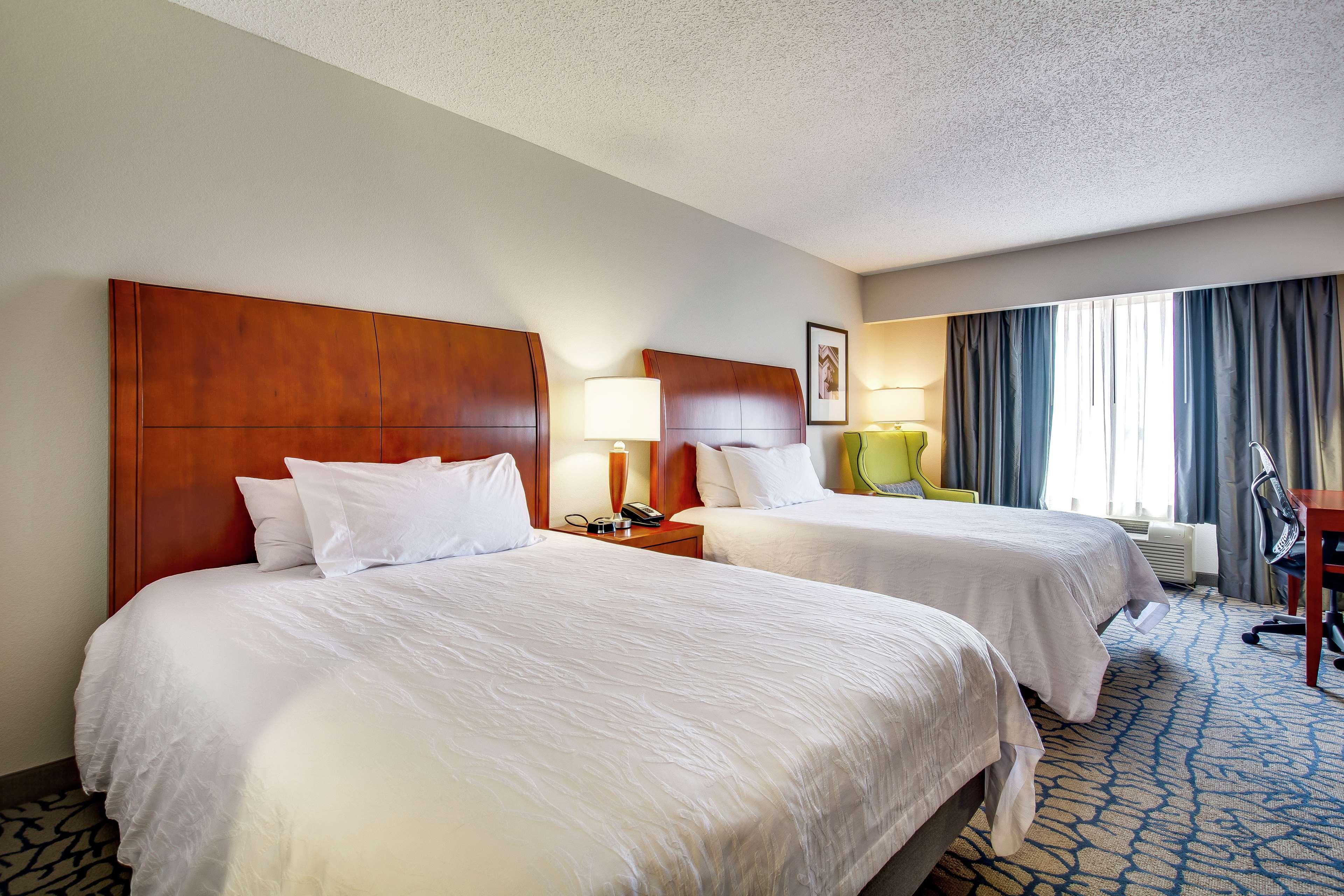 Hilton Garden Inn Louisville-Northeast Exterior foto