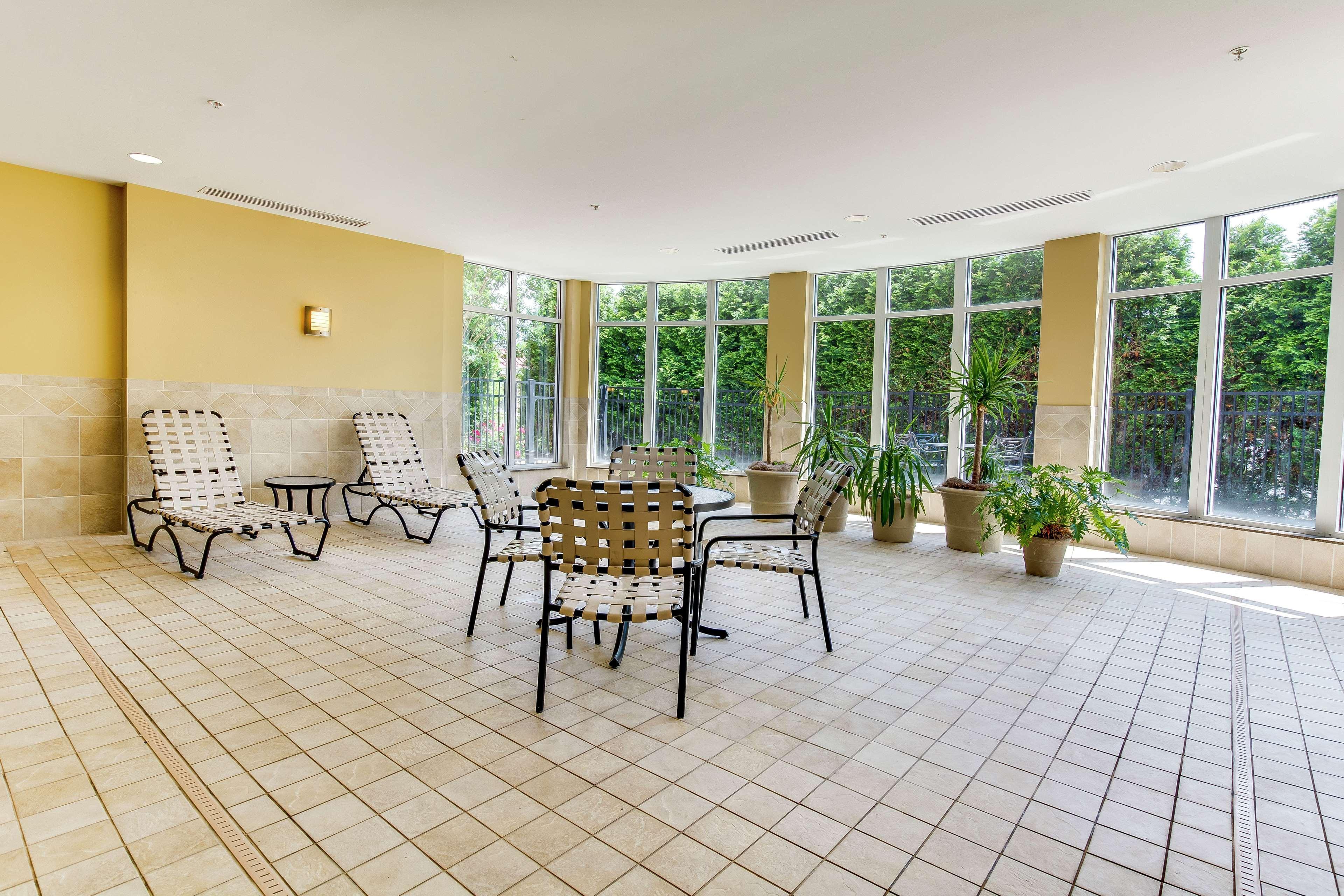 Hilton Garden Inn Louisville-Northeast Exterior foto